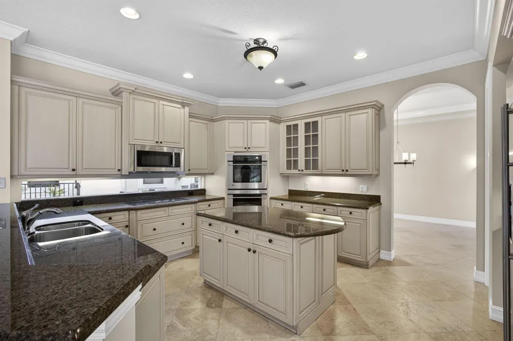 625 GLENFIELD WAY Royal Palm Beach, FL 33411