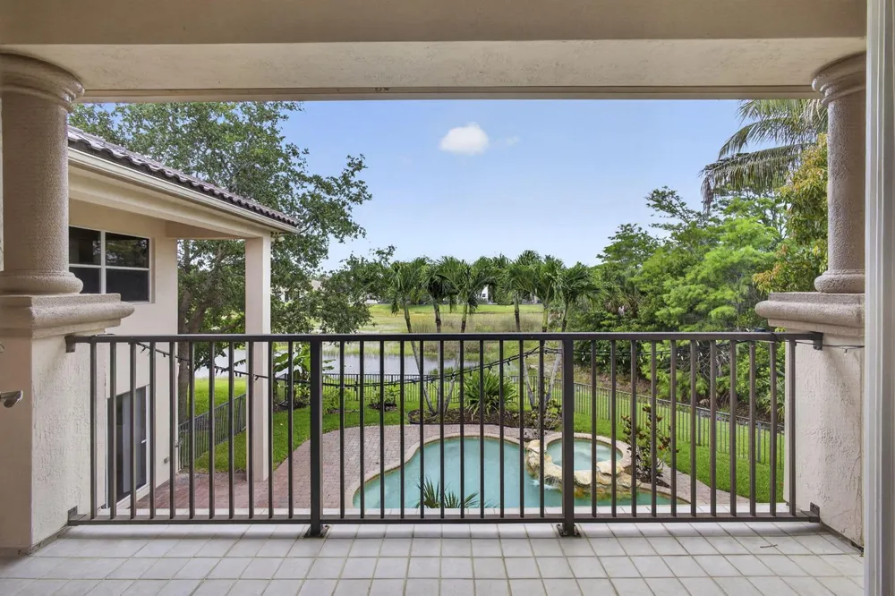 625 GLENFIELD WAY Royal Palm Beach, FL 33411
