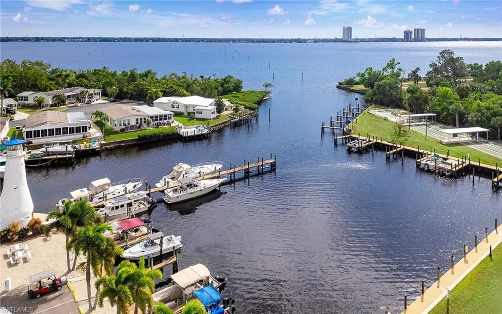 5712 Captain John Smith Loop North Fort Myers, FL 33917