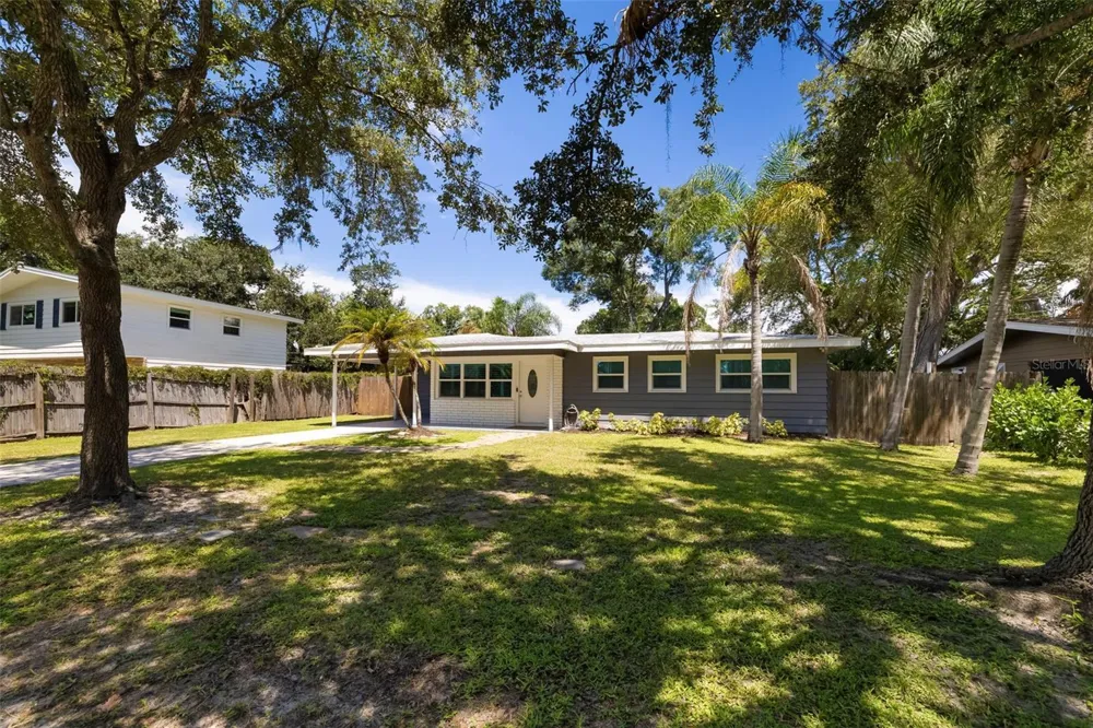3169 ALTA VISTA STREET Sarasota, FL 34237
