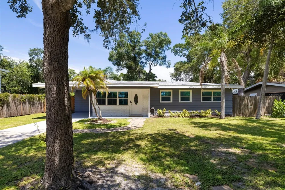 3169 ALTA VISTA STREET Sarasota, FL 34237