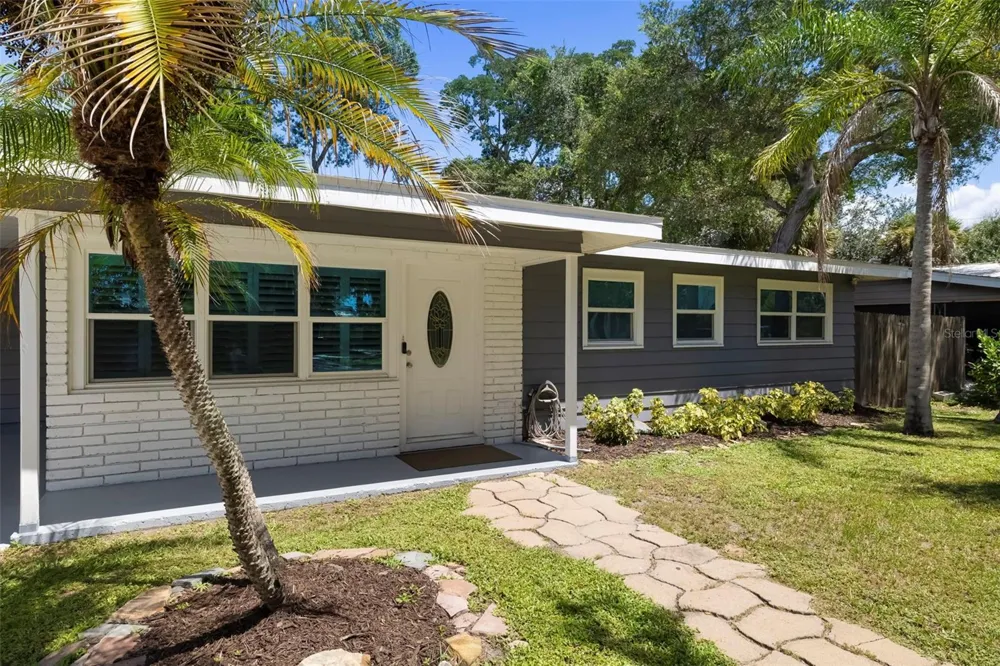 3169 ALTA VISTA STREET Sarasota, FL 34237