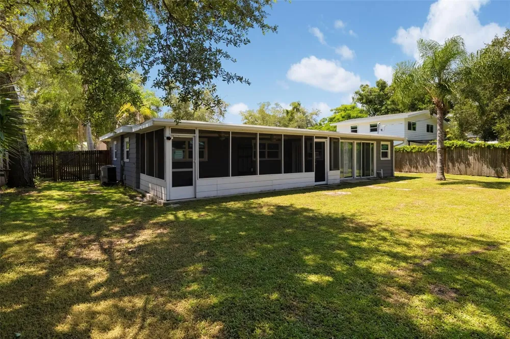 3169 ALTA VISTA STREET Sarasota, FL 34237