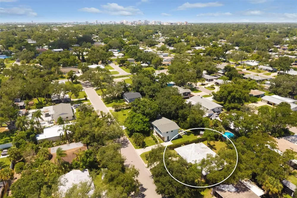 3169 ALTA VISTA STREET Sarasota, FL 34237
