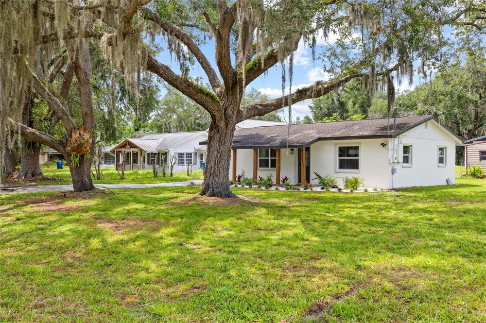 34807 EVERGREEN WAY Dade City, FL 33523