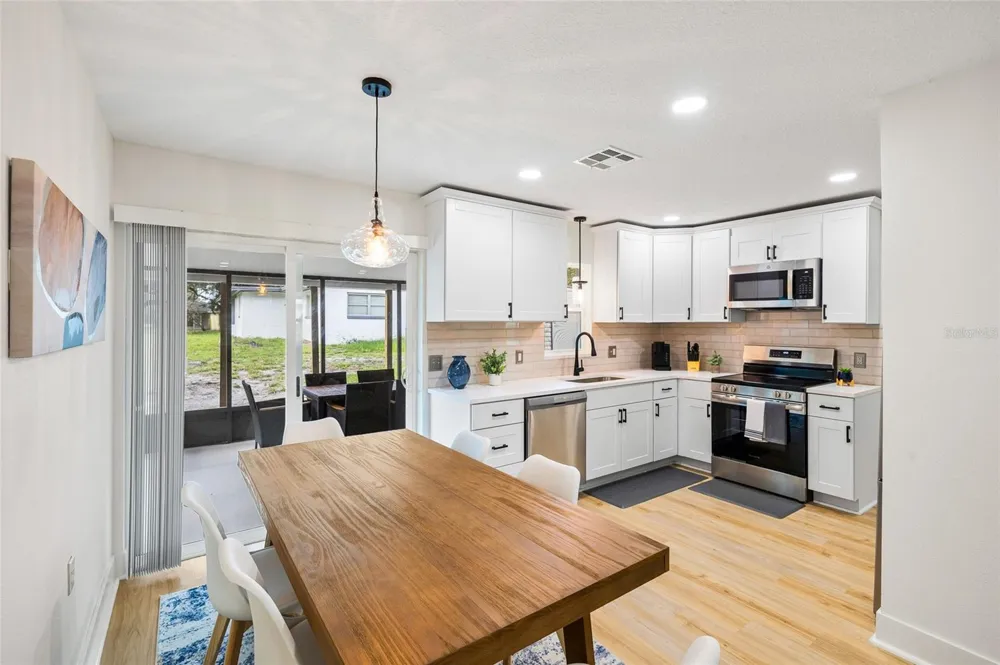 34807 EVERGREEN WAY Dade City, FL 33523