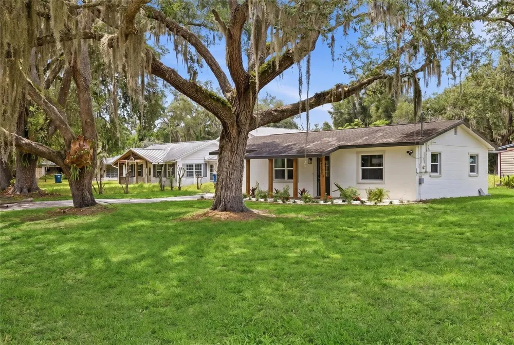 34807 EVERGREEN WAY Dade City, FL 33523