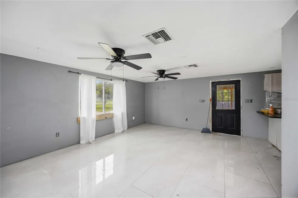 4275 SOUTHLAND AVENUE Port Charlotte, FL 33953