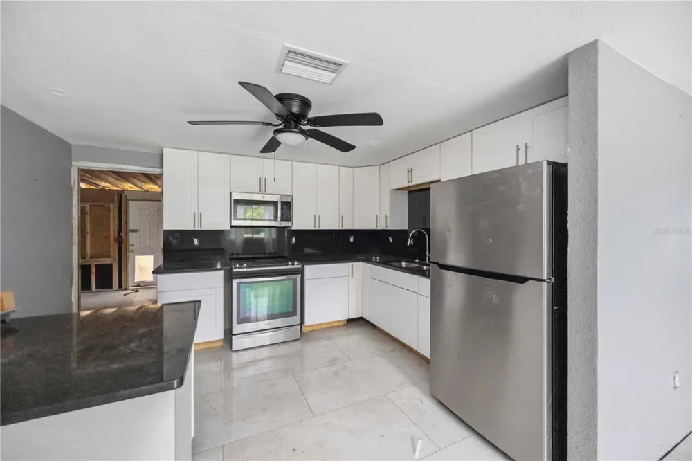 4275 SOUTHLAND AVENUE Port Charlotte, FL 33953