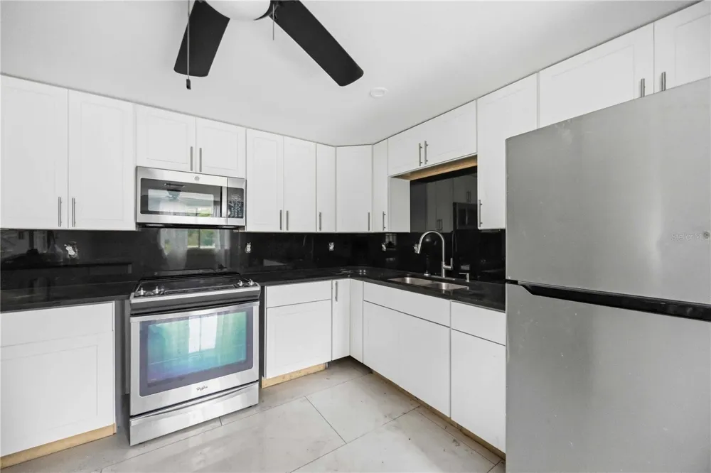 4275 SOUTHLAND AVENUE Port Charlotte, FL 33953