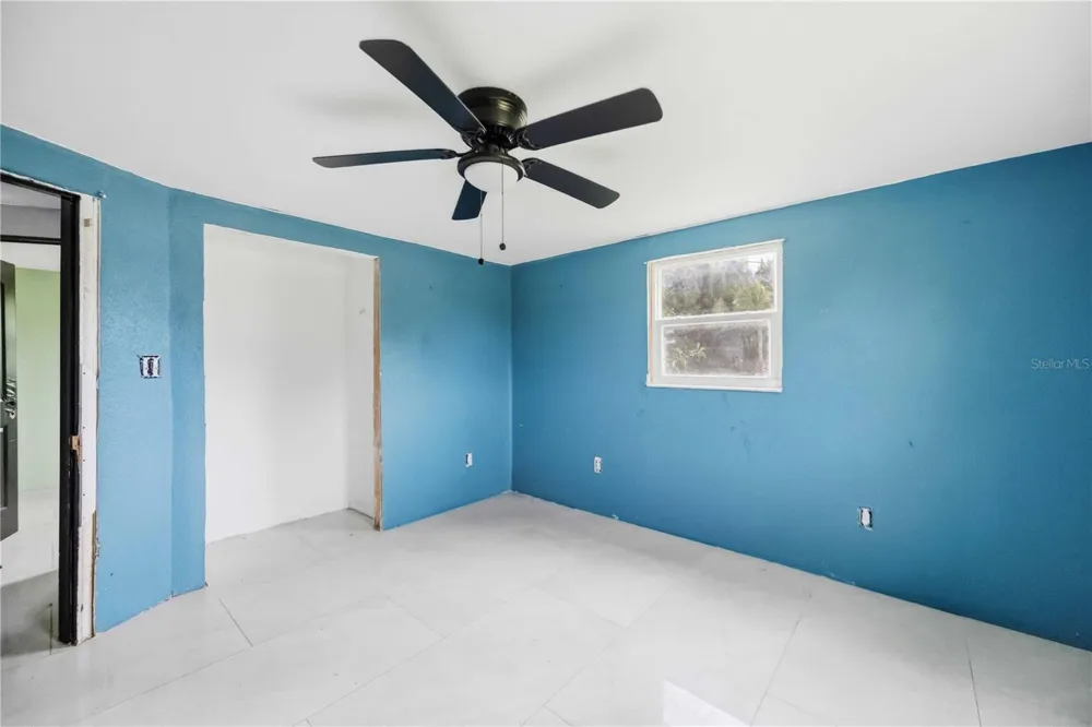 4275 SOUTHLAND AVENUE Port Charlotte, FL 33953