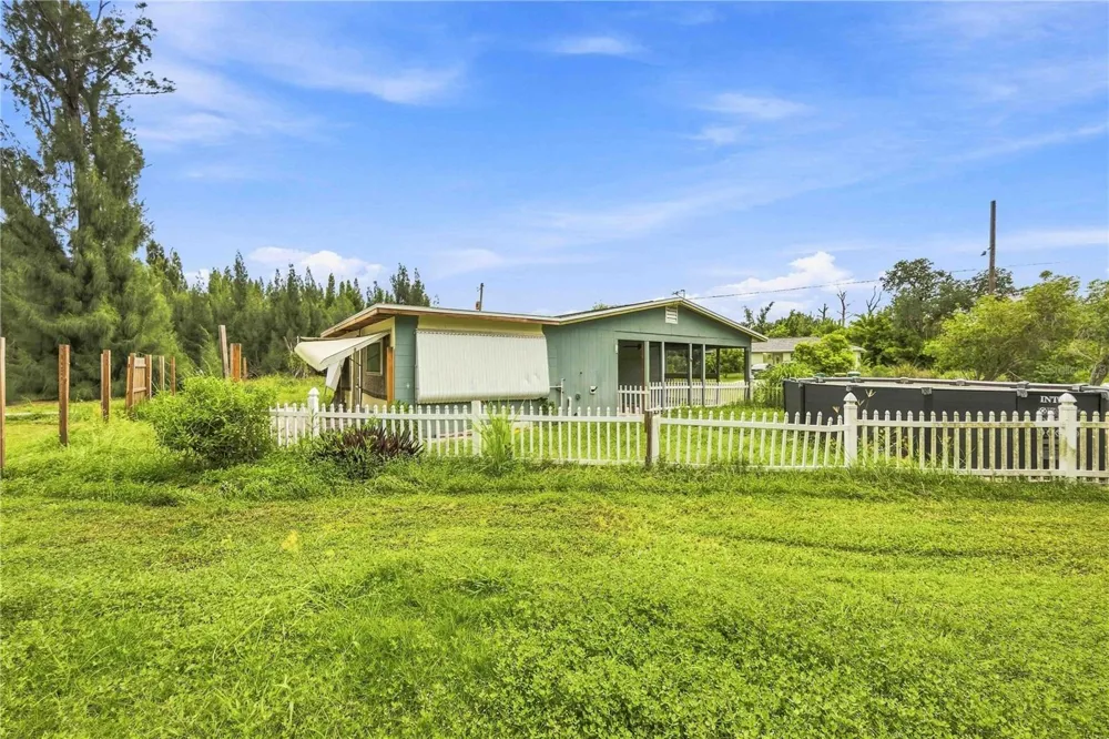 4275 SOUTHLAND AVENUE Port Charlotte, FL 33953