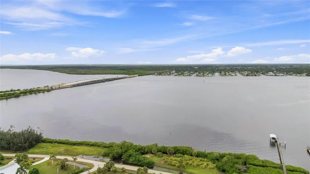4275 SOUTHLAND AVENUE Port Charlotte, FL 33953