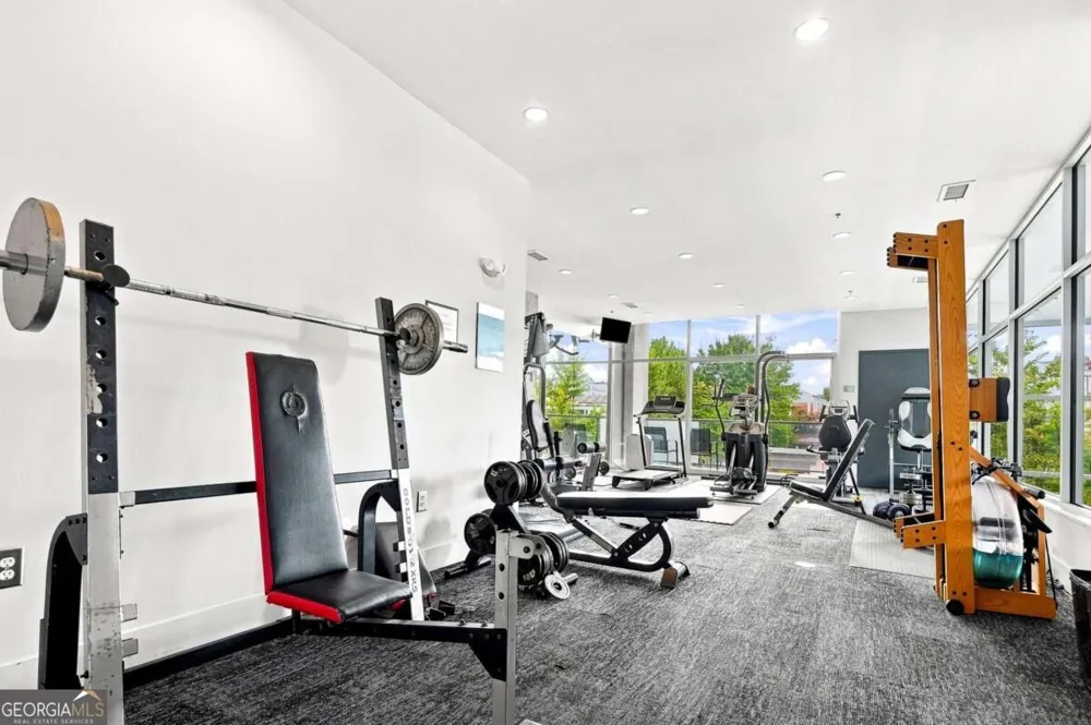 195 Arizona AVE NE Atlanta, GA 30307