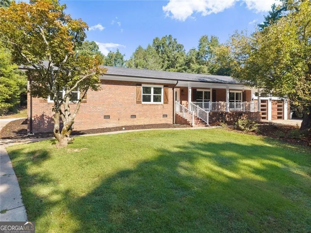 1492 Burns DR NE Gainesville, GA 30501
