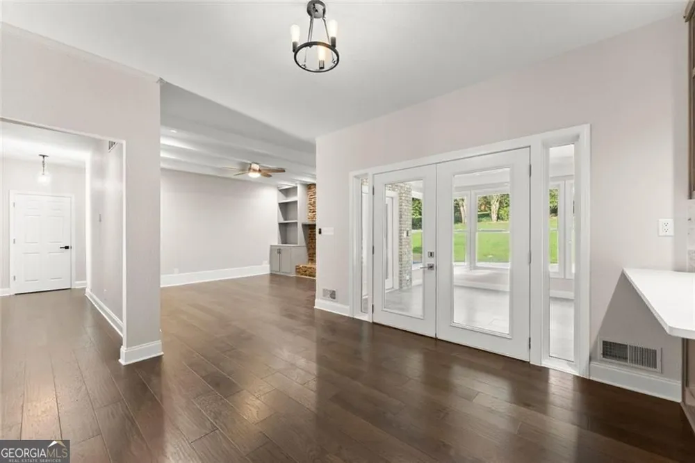 1492 Burns DR NE Gainesville, GA 30501