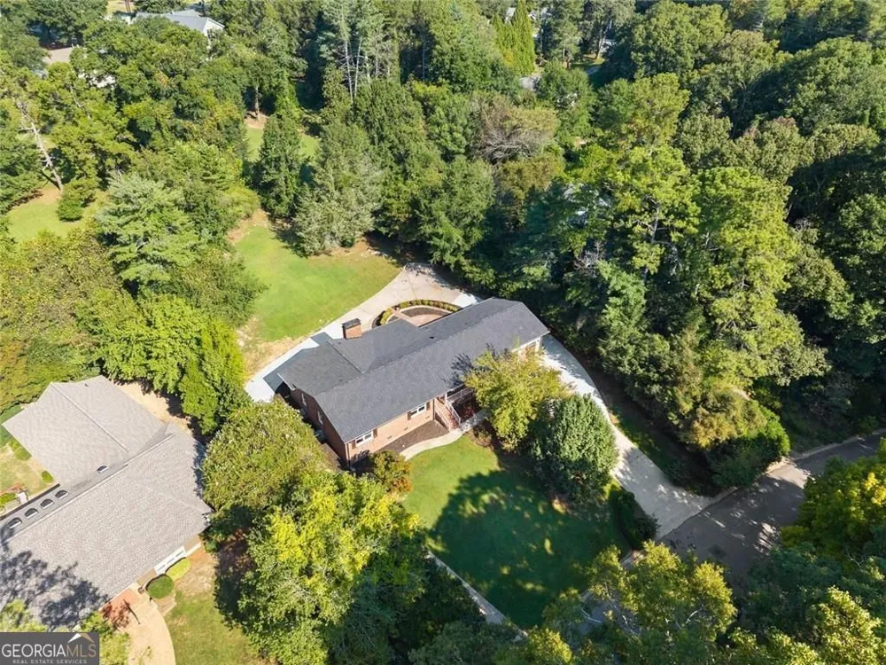 1492 Burns DR NE Gainesville, GA 30501
