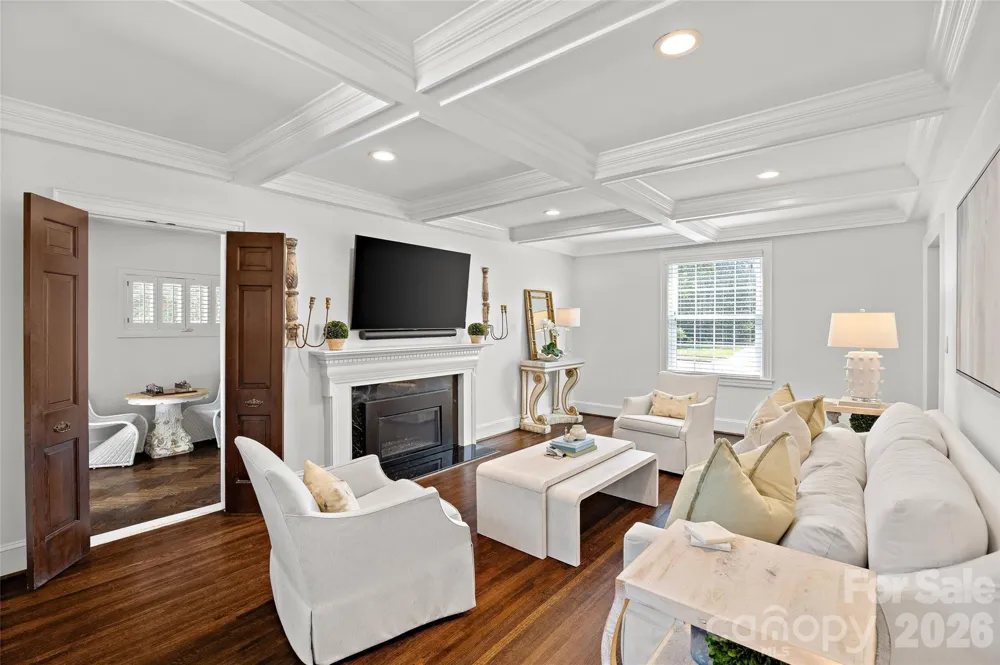 1838 S Wendover Road Charlotte, NC 28211