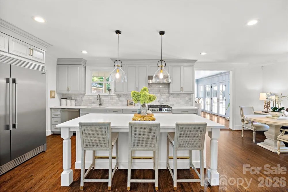 1838 S Wendover Road Charlotte, NC 28211
