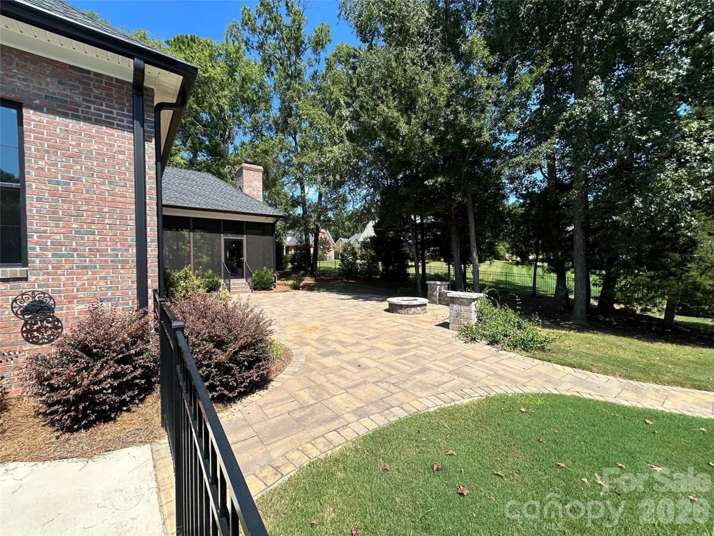1686 Nestledown Court Rock Hill, SC 29732