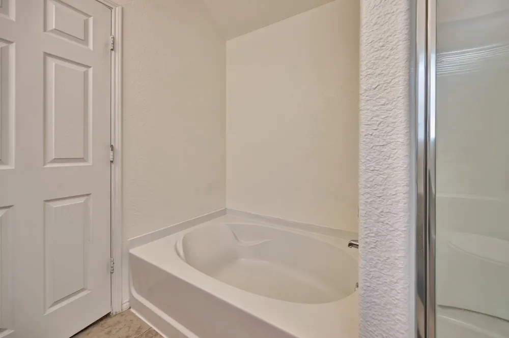 8105 Kurgan Trail Fort Worth, TX 76131