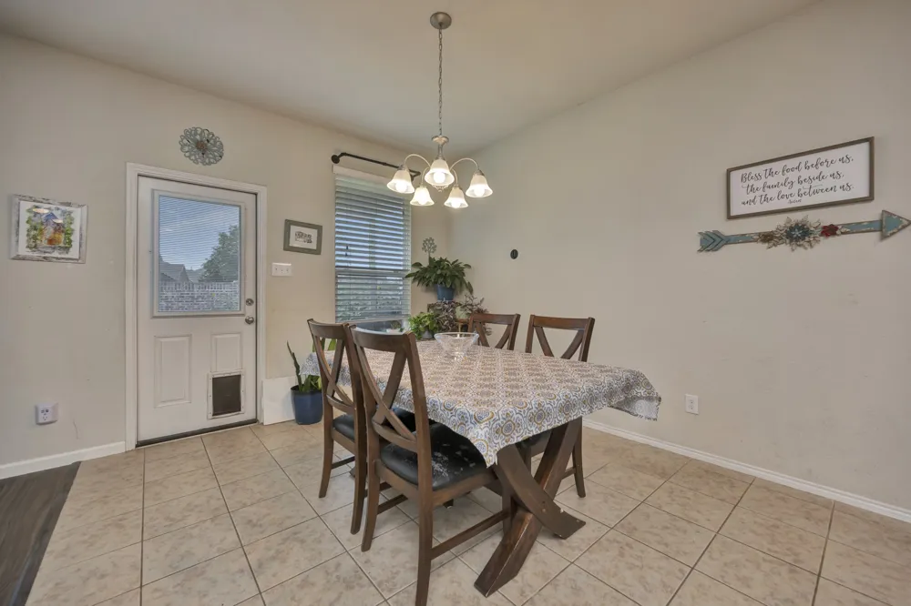 8105 Kurgan Trail Fort Worth, TX 76131