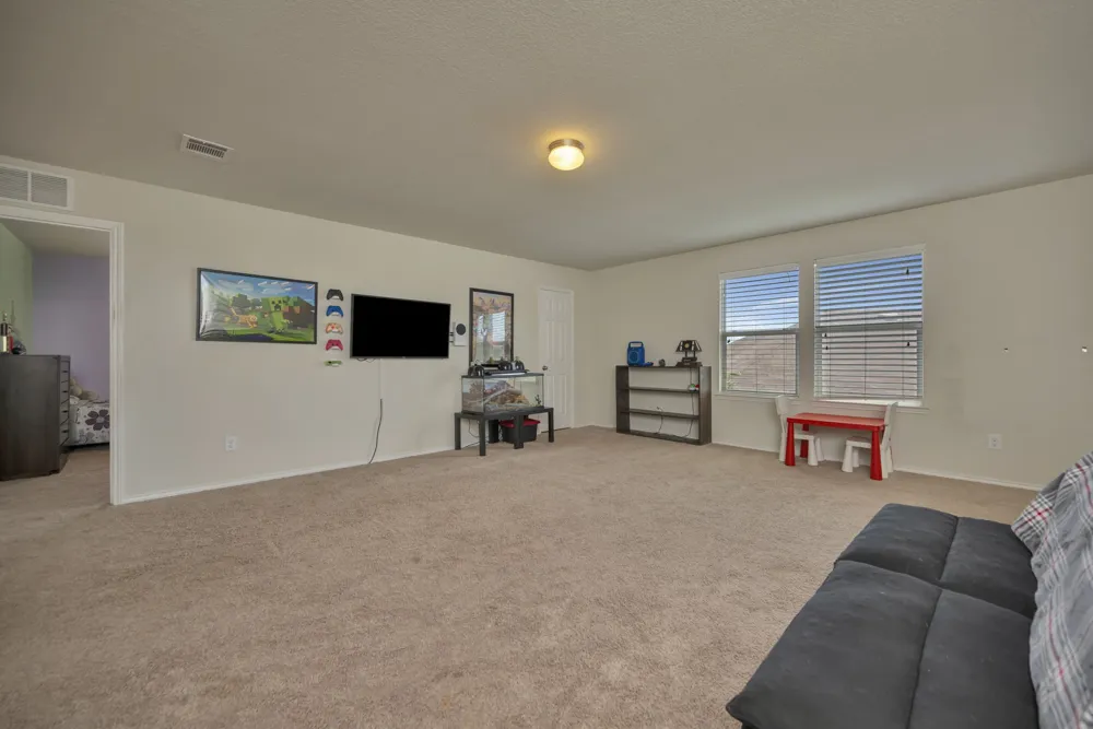 8105 Kurgan Trail Fort Worth, TX 76131