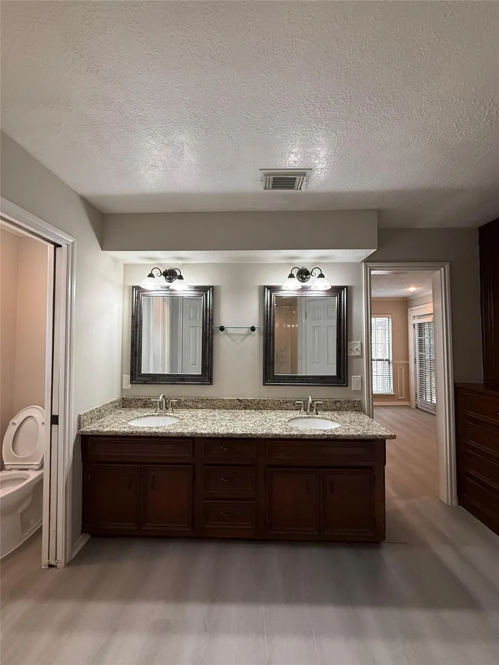 1042 Cascade Creek Drive Katy, TX 77450