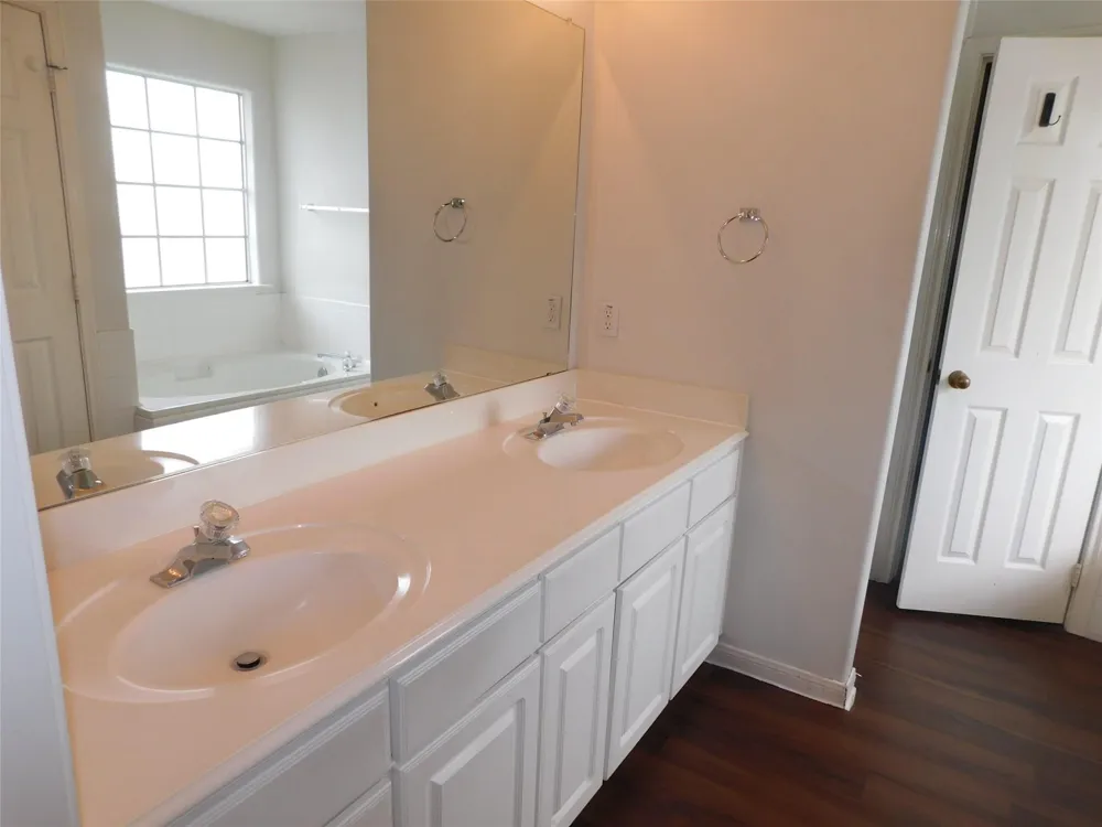 2710 Grants Lake Boulevard #K1 Sugar Land, TX 77479