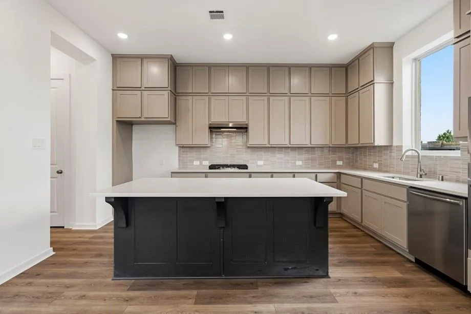 16710 Skylark Forest Drive Cypress, TX 77433