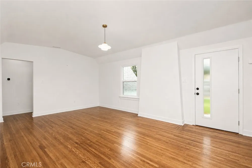 612 King Street Monrovia, CA 91006