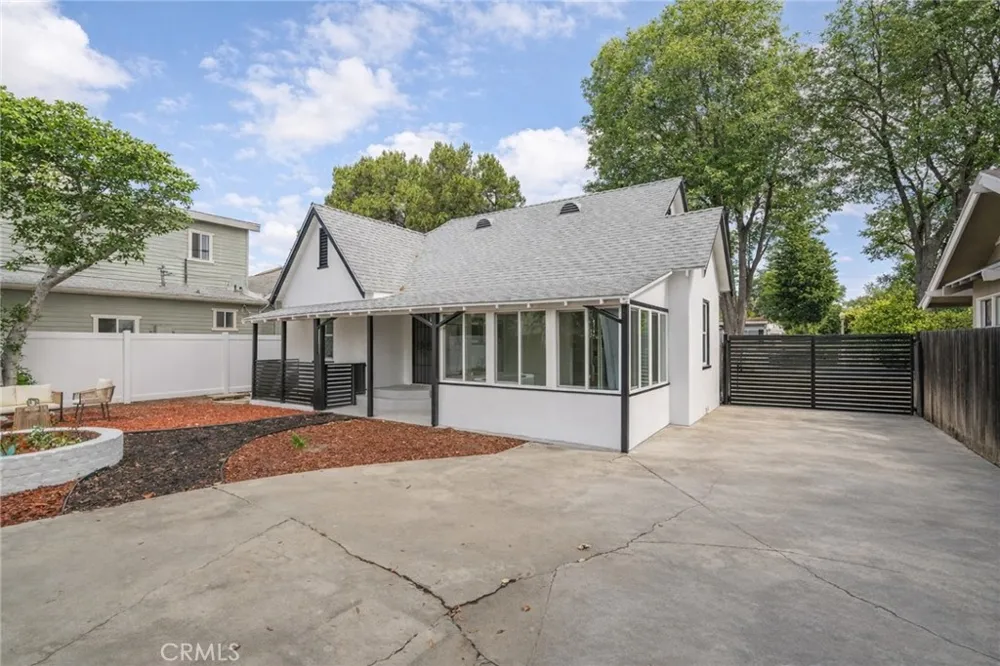 612 King Street Monrovia, CA 91006