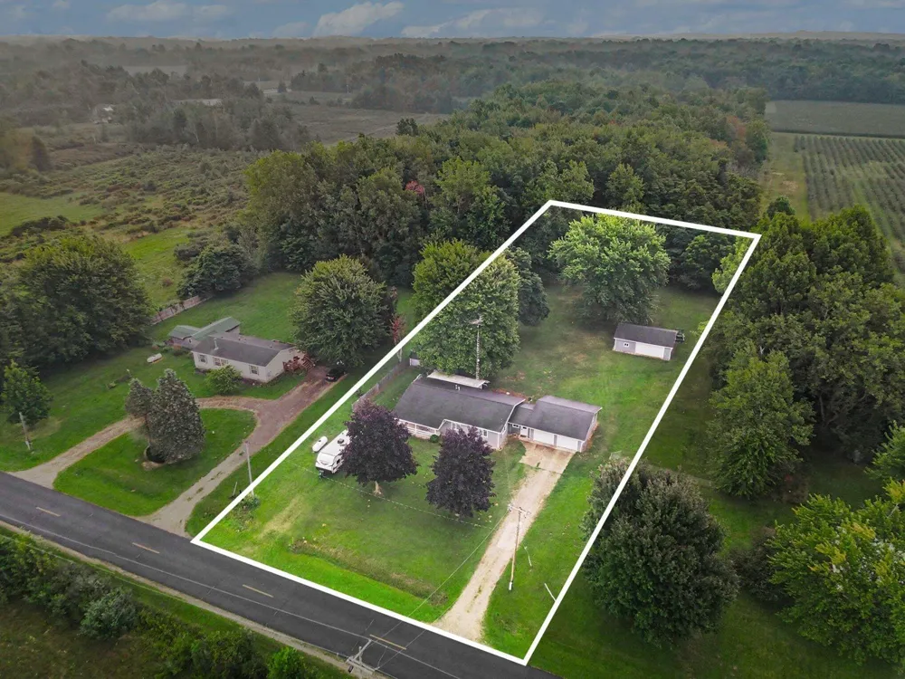 12909 60th Street Bangor, MI 49013