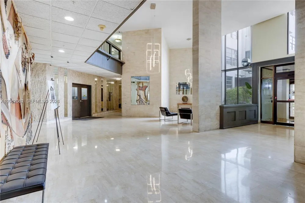 2750 NE 183rd St #1404 Aventura, FL 33160