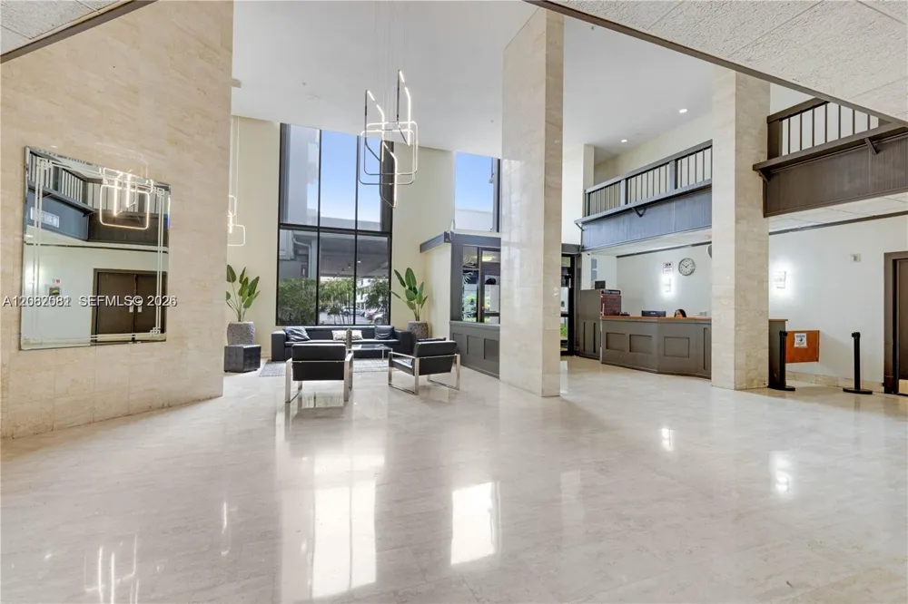 2750 NE 183rd St #1404 Aventura, FL 33160