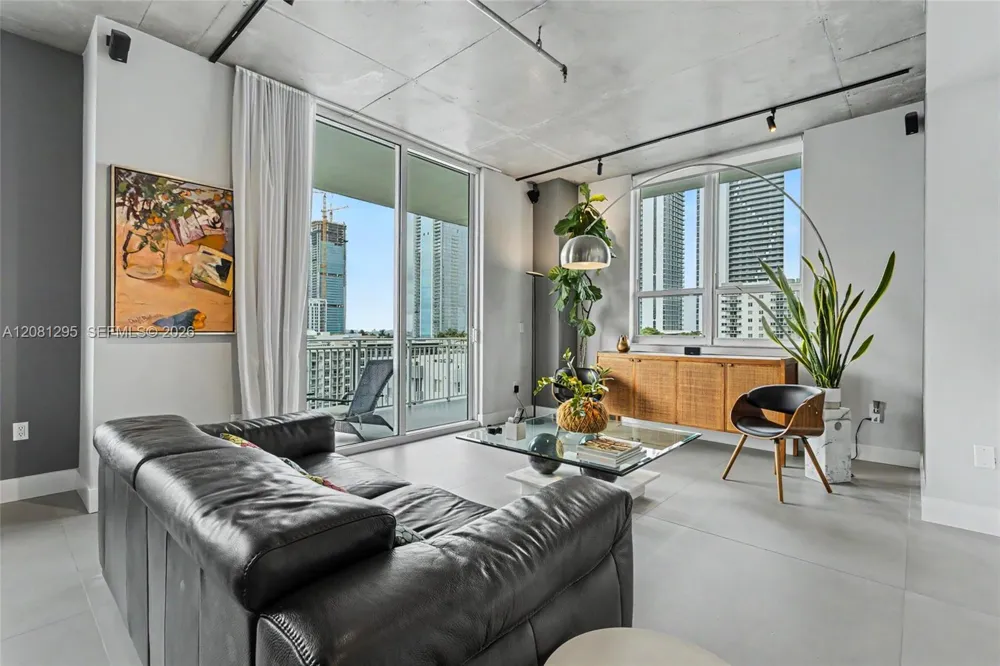 2275 Biscayne Blvd #1004 Miami, FL 33137
