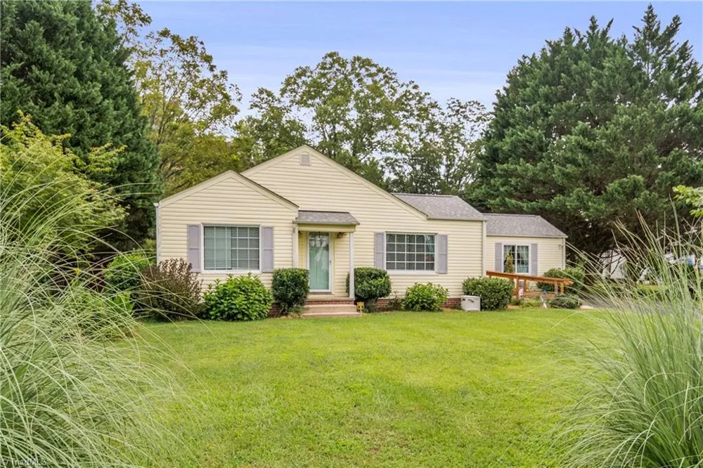 204 Carson Road Pilot Mountain, NC 27041