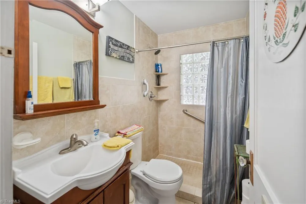 204 Carson Road Pilot Mountain, NC 27041