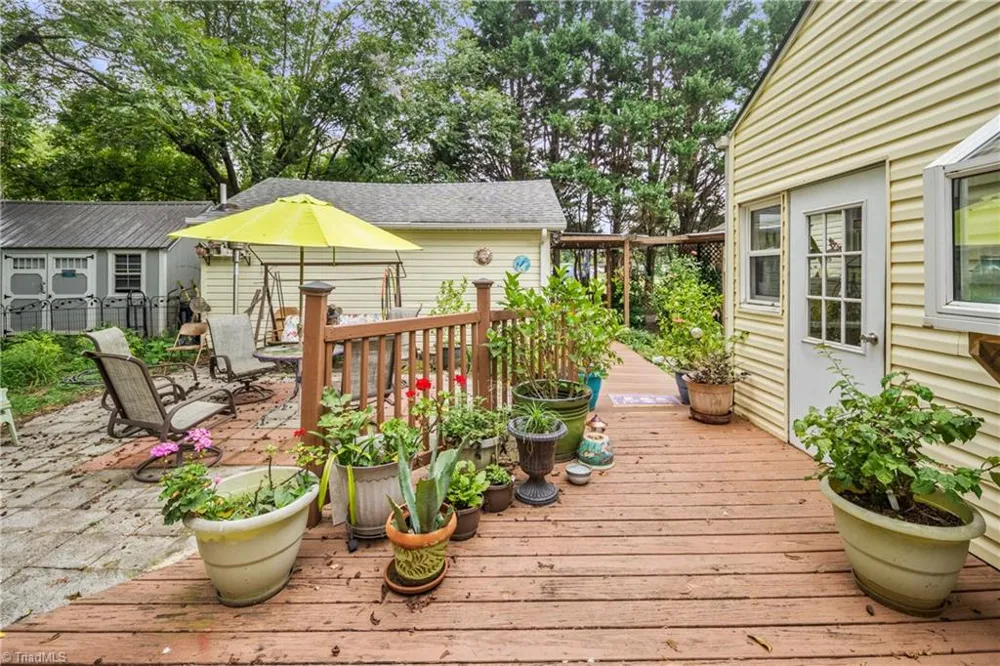 204 Carson Road Pilot Mountain, NC 27041