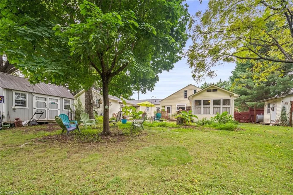 204 Carson Road Pilot Mountain, NC 27041