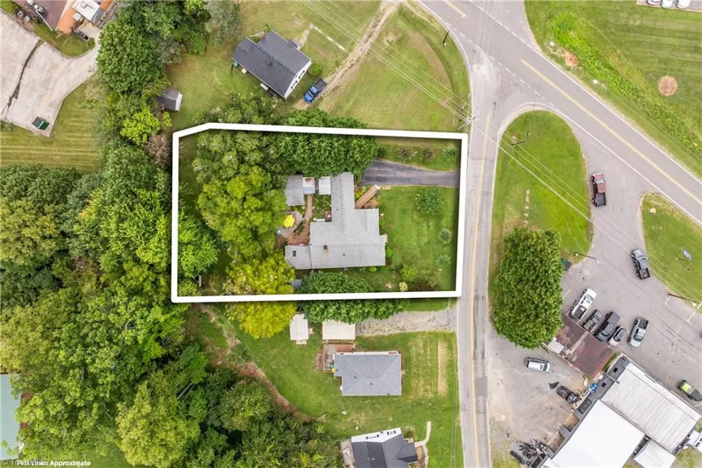 204 Carson Road Pilot Mountain, NC 27041