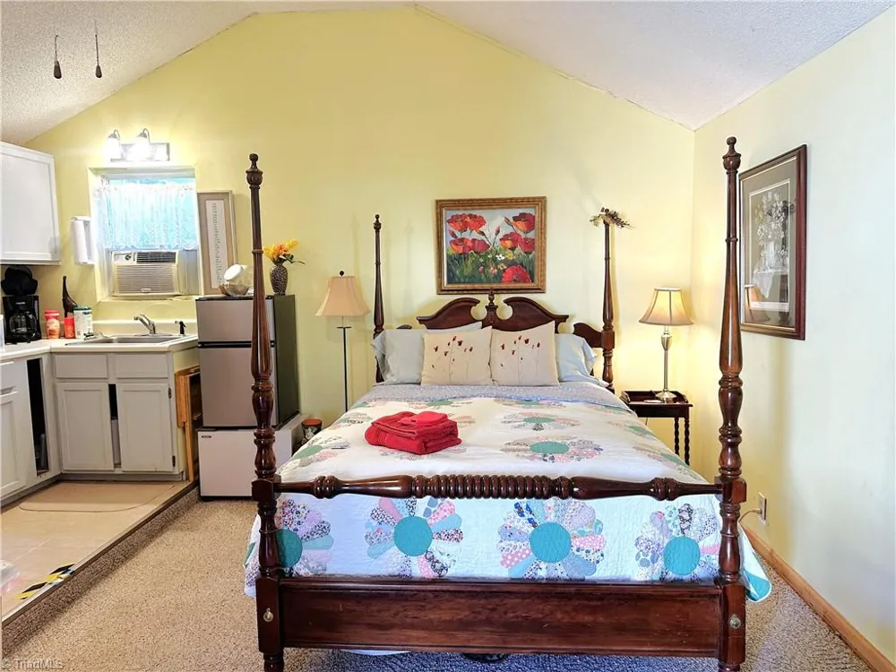 204 Carson Road Pilot Mountain, NC 27041