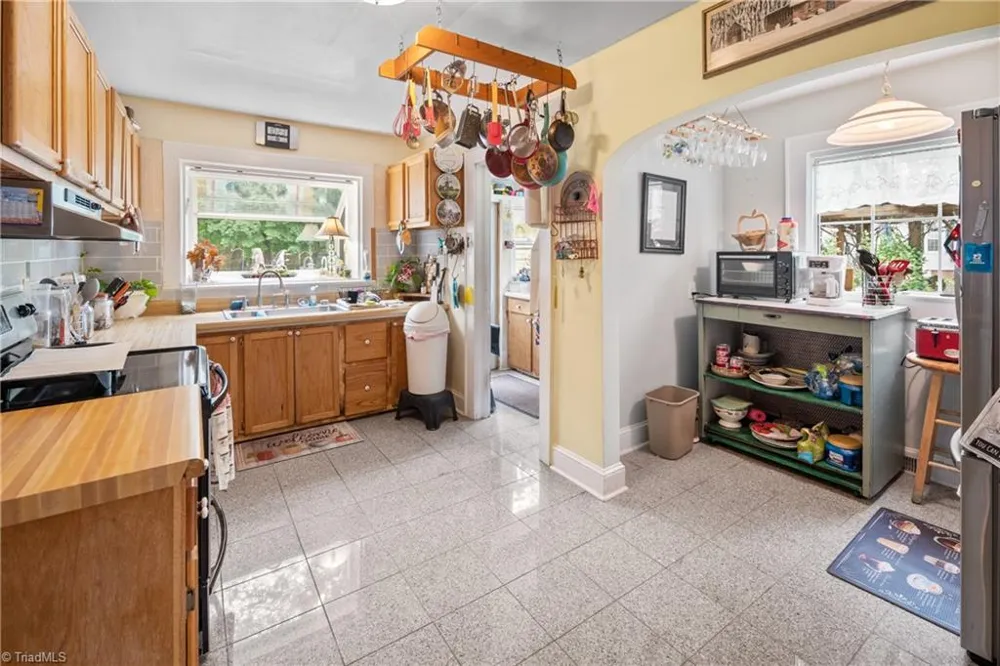204 Carson Road Pilot Mountain, NC 27041