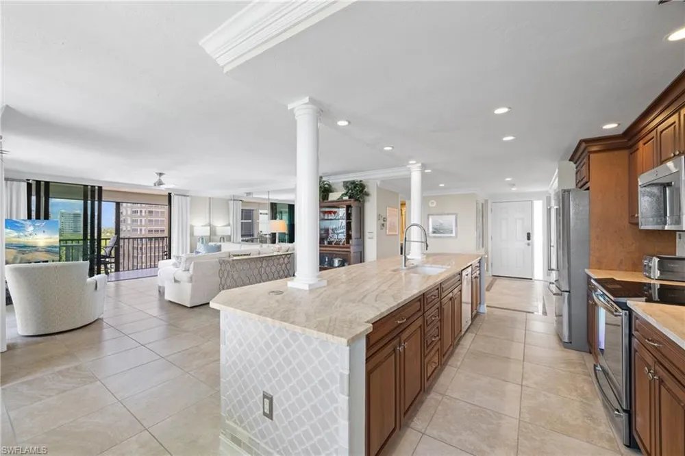 15 Bluebill Avenue #606 Naples, FL 34108