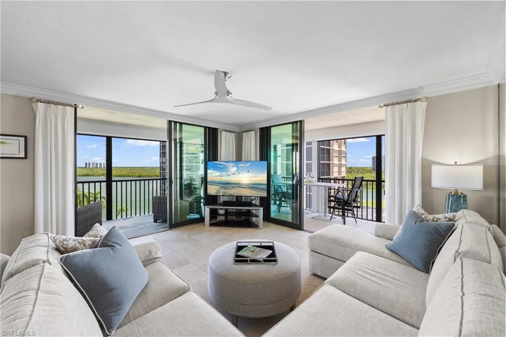 15 Bluebill Avenue #606 Naples, FL 34108