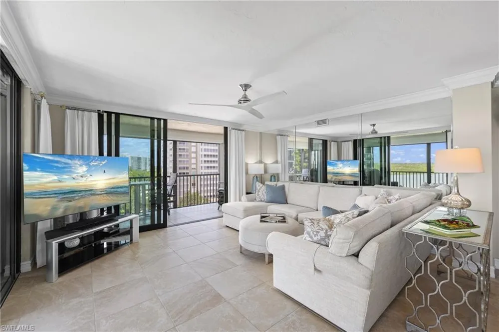 15 Bluebill Avenue #606 Naples, FL 34108