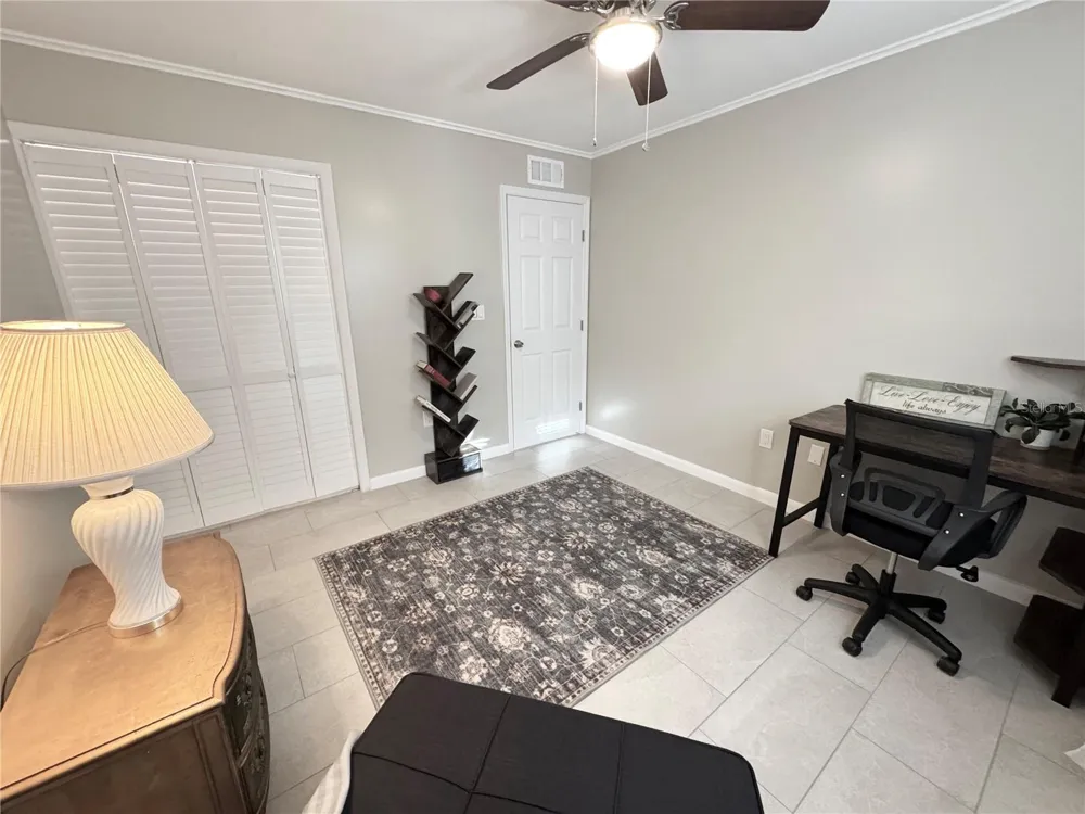1100 E BAY DRIVE #3 Largo, FL 33770