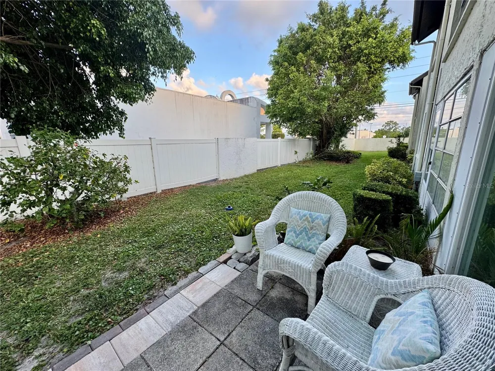 1100 E BAY DRIVE #3 Largo, FL 33770