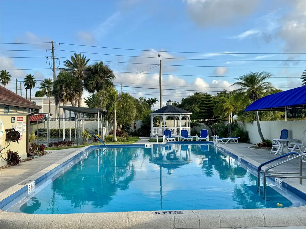 1100 E BAY DRIVE #3 Largo, FL 33770