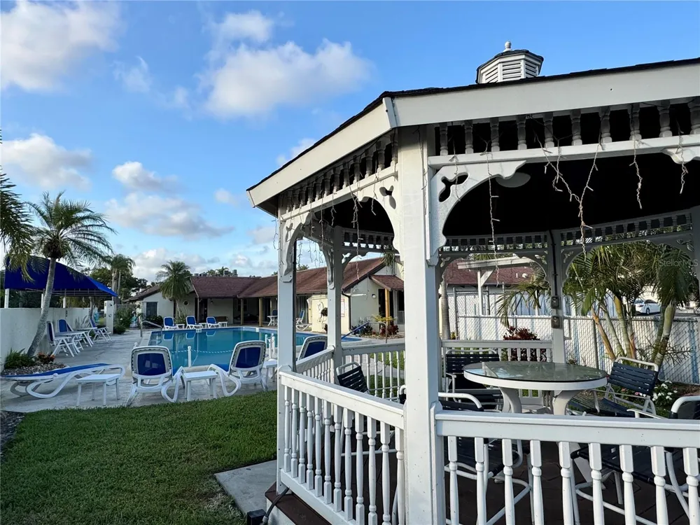 1100 E BAY DRIVE #3 Largo, FL 33770